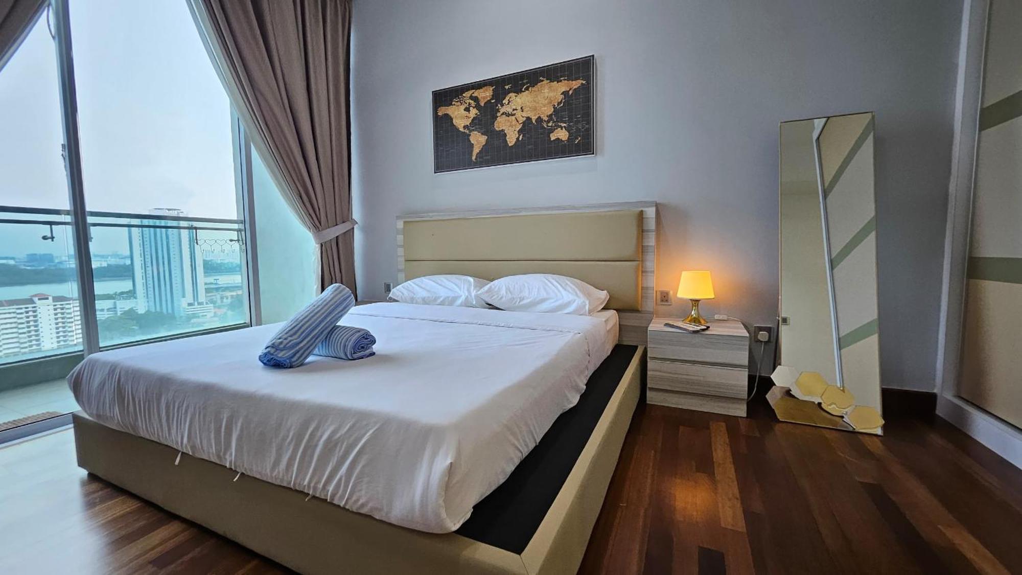 Paragon Suites Studios With Private Jacuzzi Near Ciq Rts Johor Bahru Zewnętrze zdjęcie