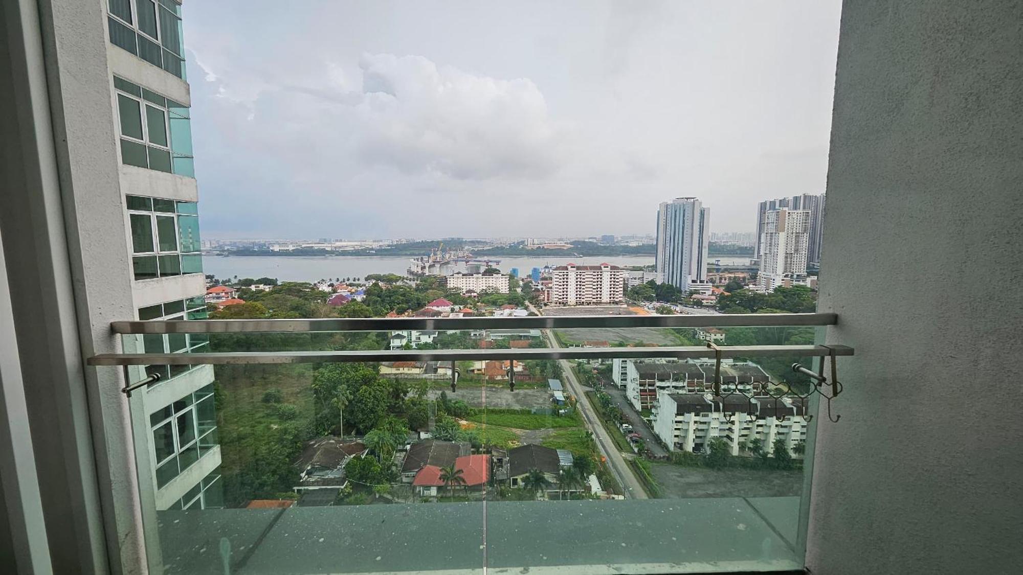 Paragon Suites Studios With Private Jacuzzi Near Ciq Rts Johor Bahru Zewnętrze zdjęcie