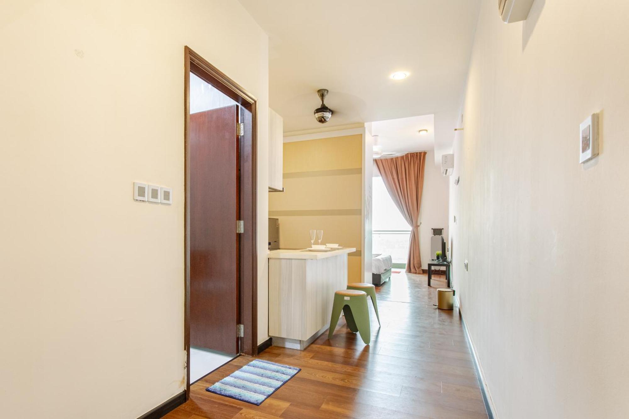 Paragon Suites Studios With Private Jacuzzi Near Ciq Rts Johor Bahru Zewnętrze zdjęcie